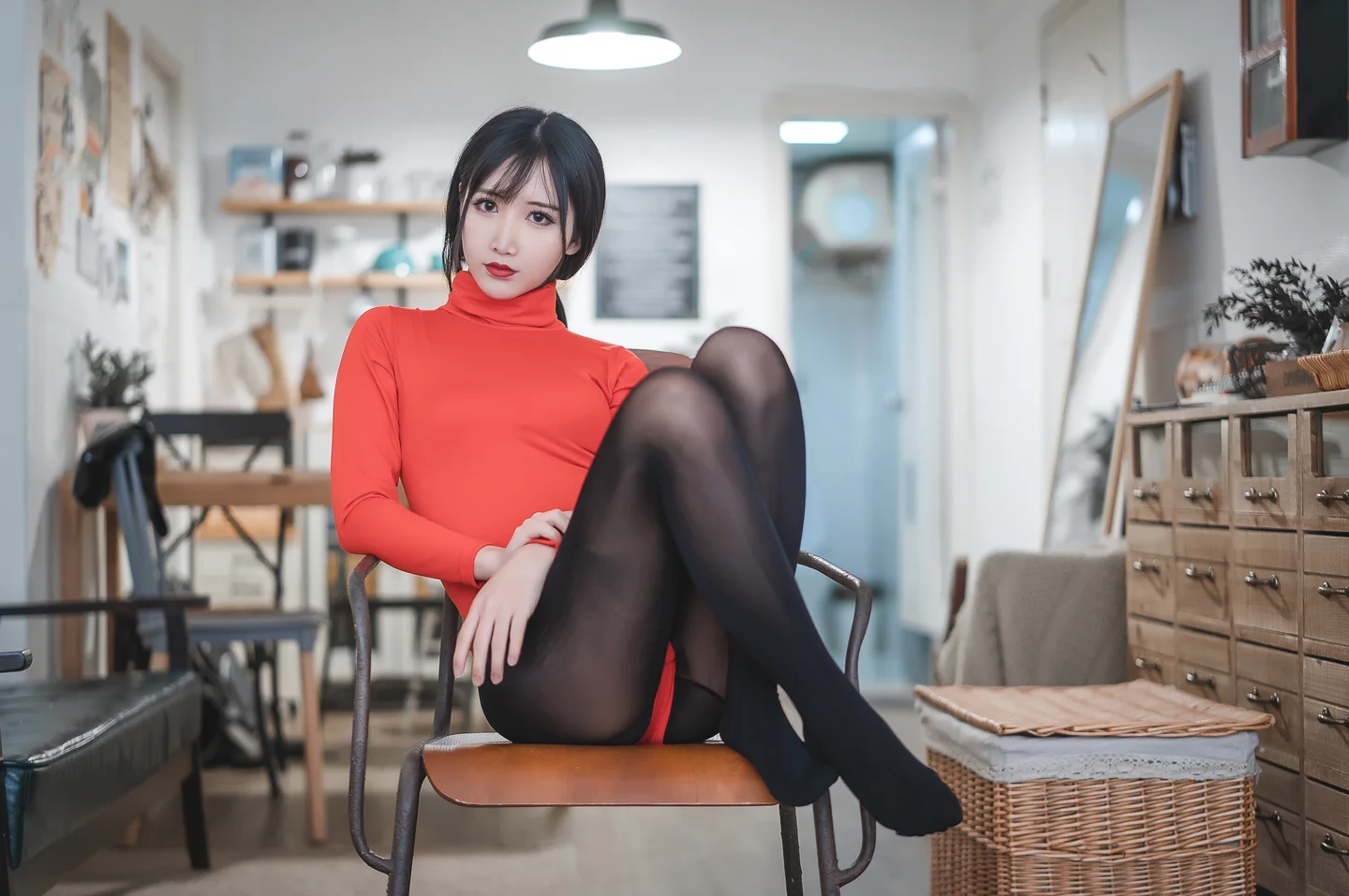 面饼仙儿 - 皮裤连体红毛衣 [20P-289MB] tg@simisebaisi 【丝足阁】017.webp